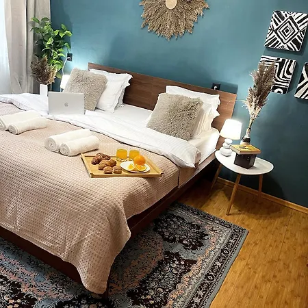Lala House Botanica דירה *